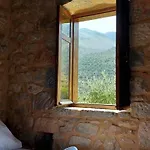 Tsiliviani Apartment Loukadika
