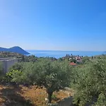 Tsiliviani Loukadika