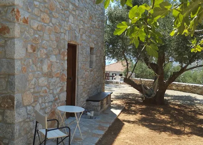 Tsiliviani * Loukadika